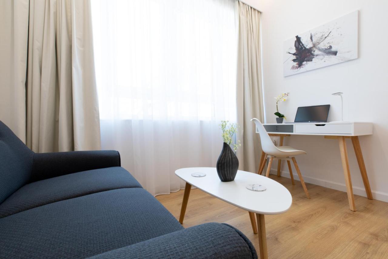 Minimal Apartment In Plaka Aten Exteriör bild