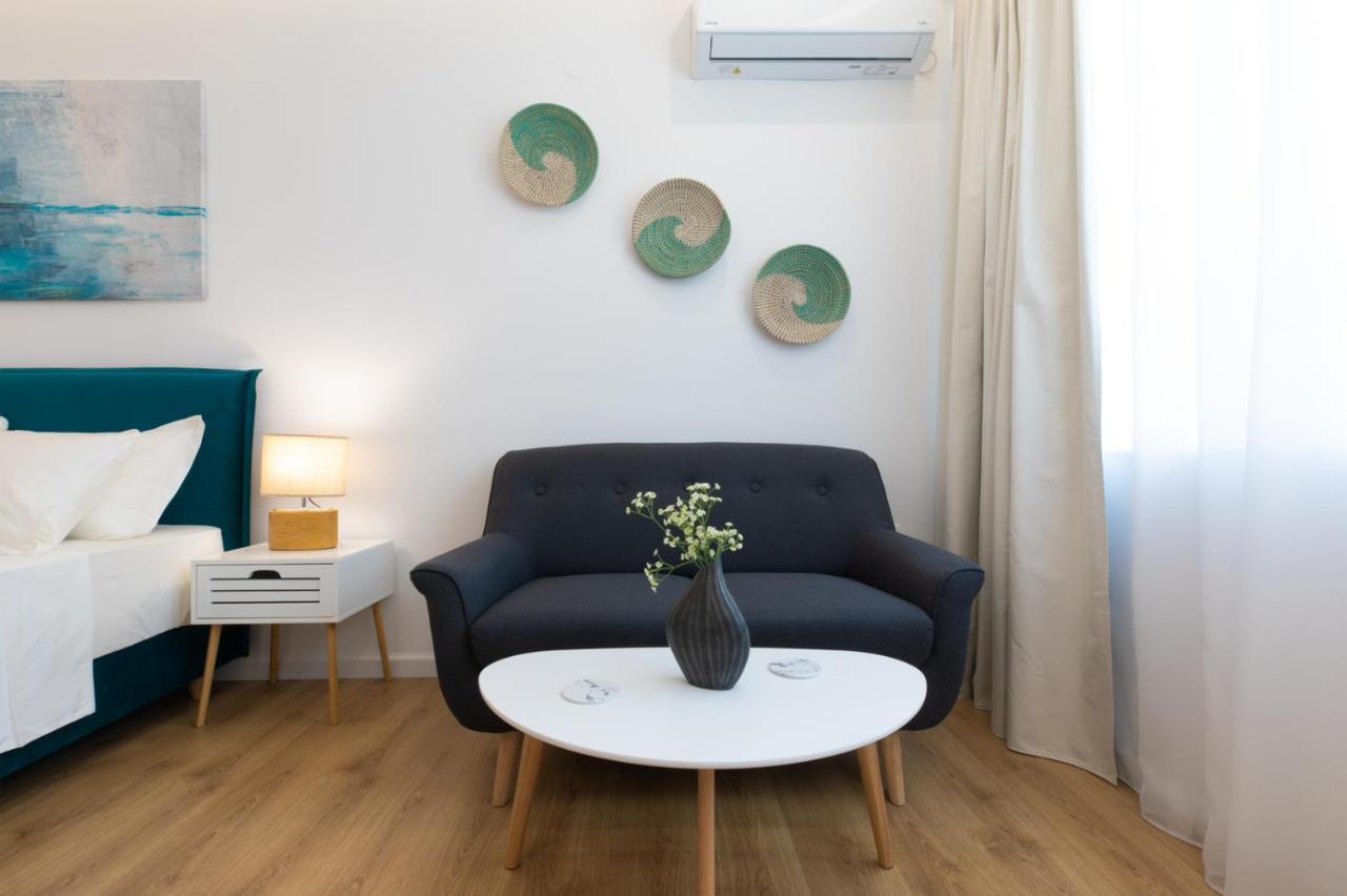 Minimal Apartment In Plaka Aten Exteriör bild